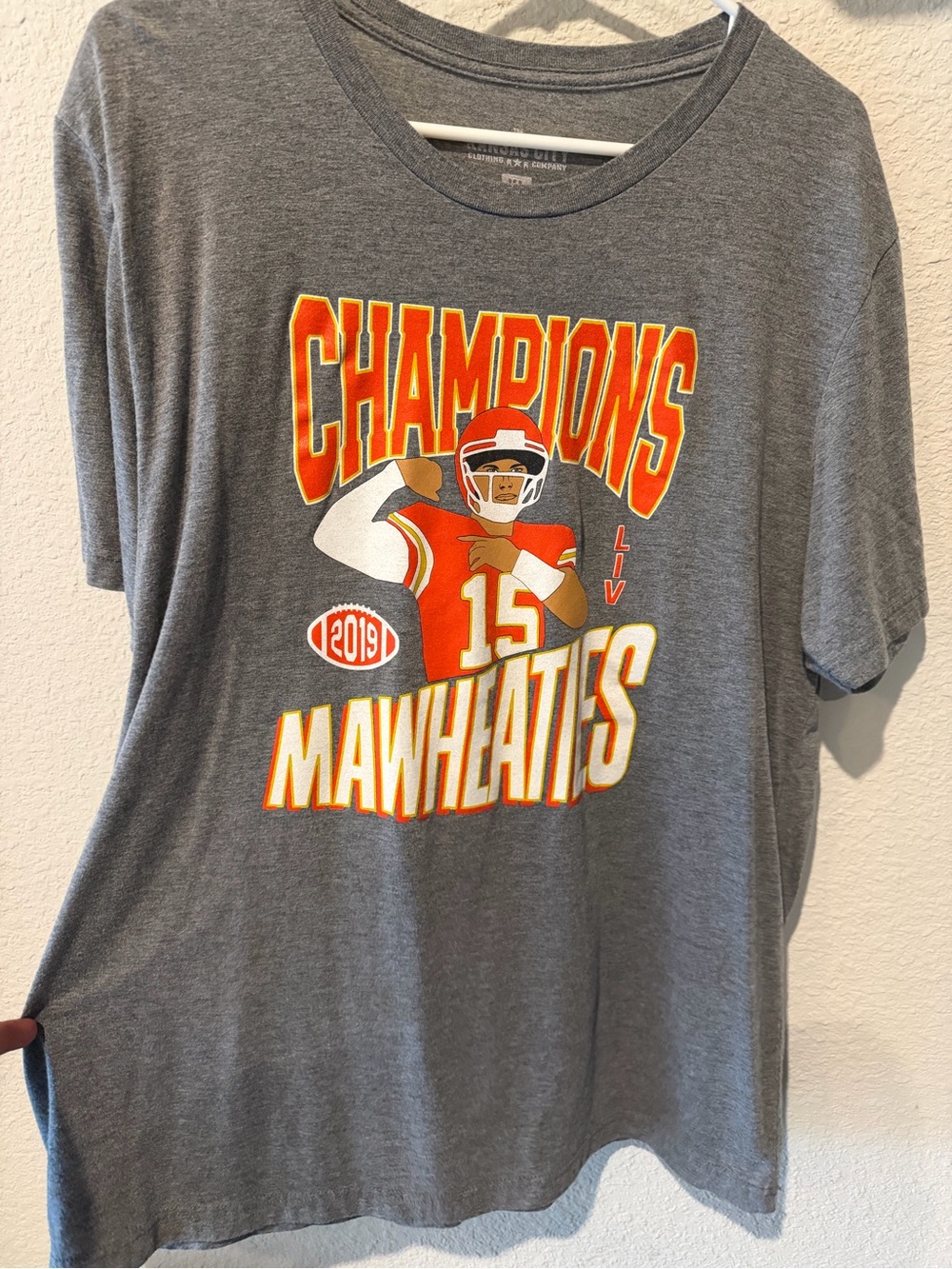Kansas City Clothing Co. NFL Mahomes Chiefs Super Bowl Gray Tee XL